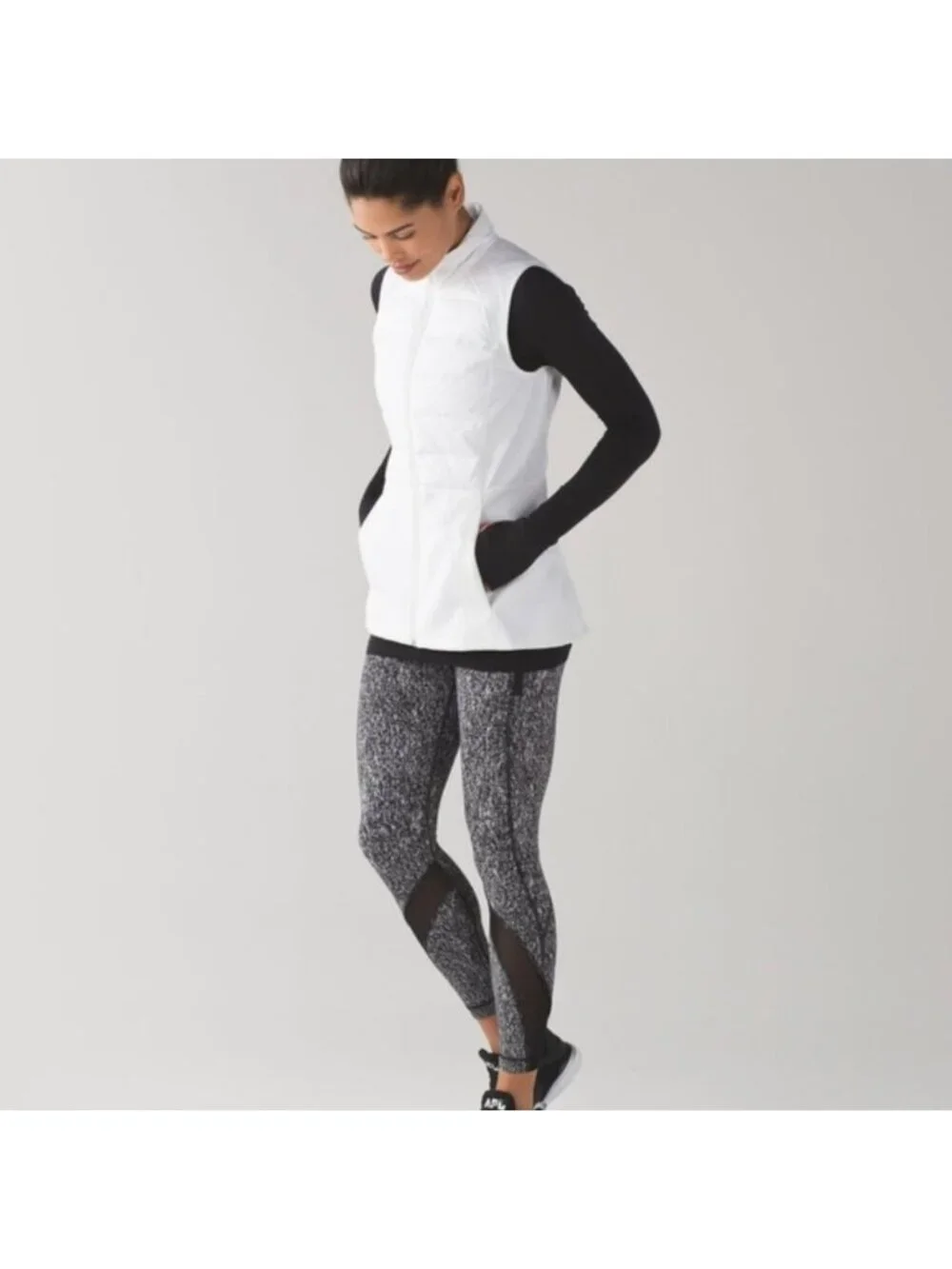 Lululemon Inspire Tight II Power Luxtreme Suited Jacquard Black White / Black